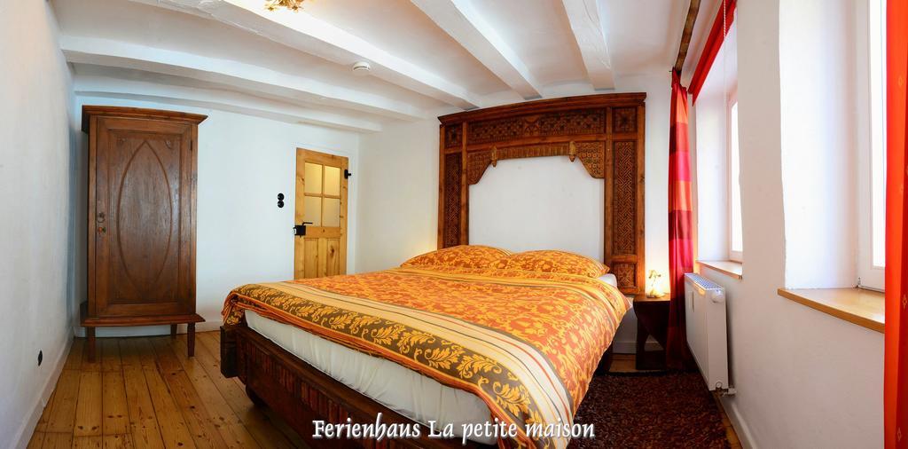 Lehmgefuehl, Design Vier, La Petite Maison Трир Екстериор снимка