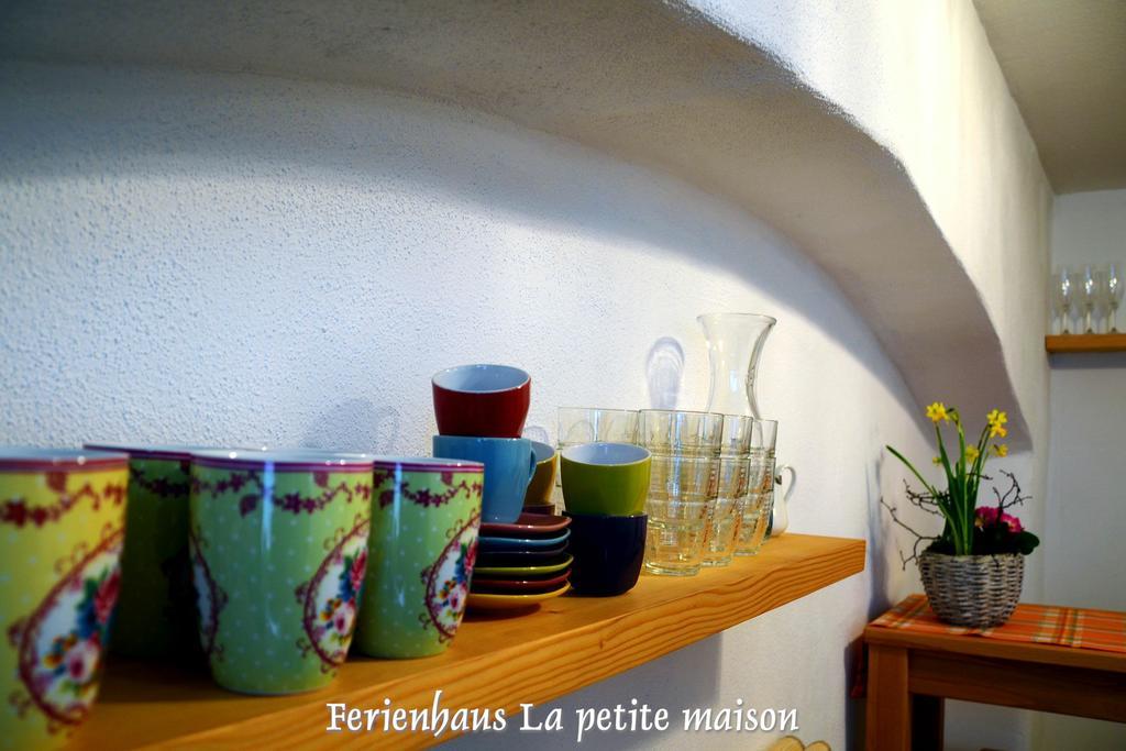 Lehmgefuehl, Design Vier, La Petite Maison Трир Екстериор снимка