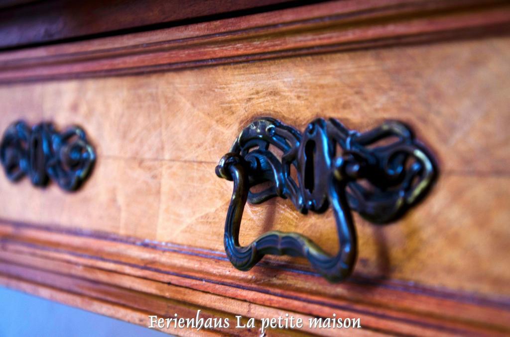 Lehmgefuehl, Design Vier, La Petite Maison Трир Екстериор снимка