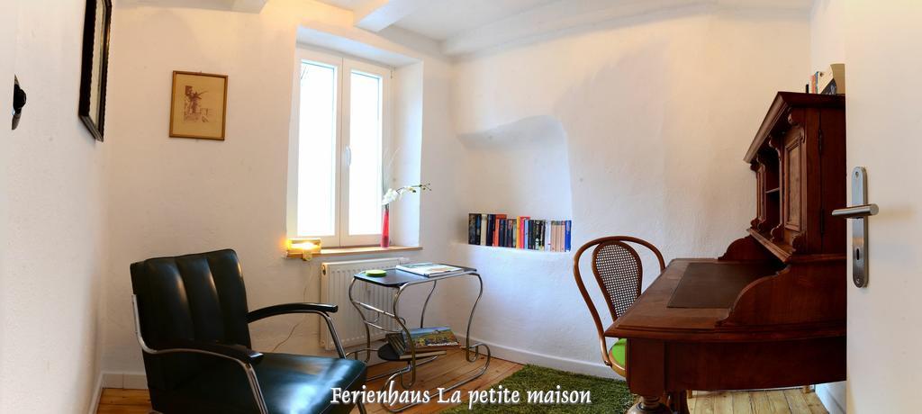 Lehmgefuehl, Design Vier, La Petite Maison Трир Екстериор снимка